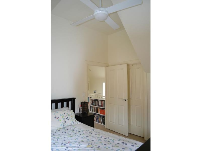 1A Chatfield Street, Kingsville VIC 3012