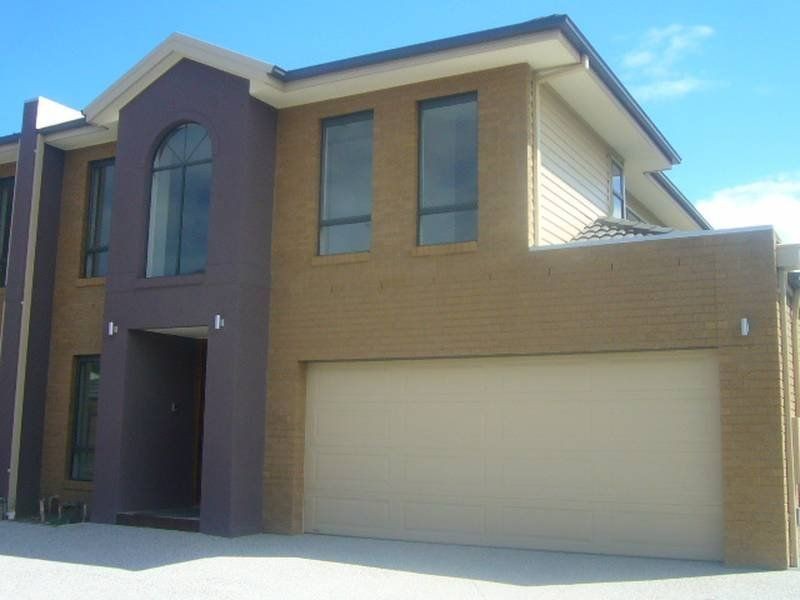 2/4 Jepson Street, Yarraville VIC 3013