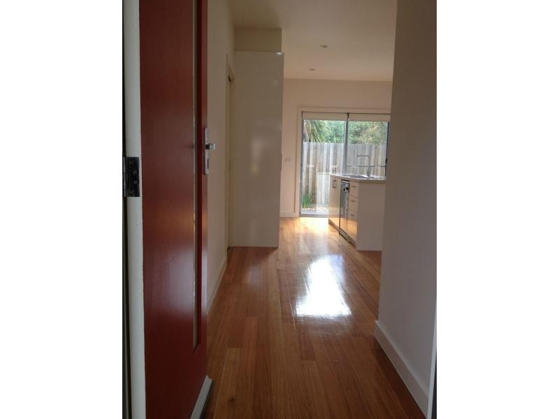 47 Stenhouse Avenue, Brooklyn VIC 3012