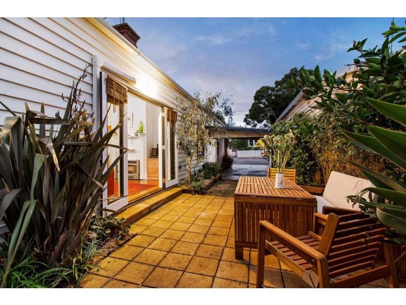 9 Jerrold Street, Footscray VIC 3011