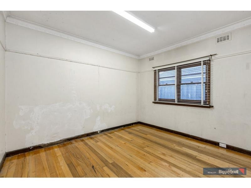 12 Strong Street, Spotswood VIC 3015