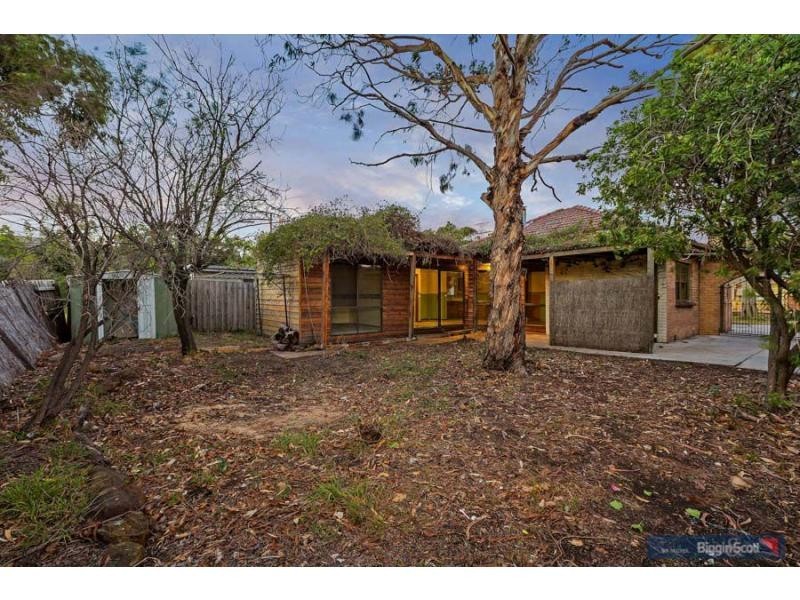 12 Strong Street, Spotswood VIC 3015