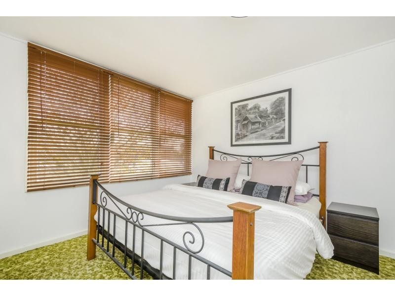 6 Bellairs Avenue, Seddon VIC 3011