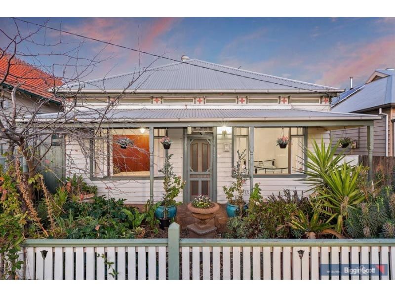 47 Queensville Street, Kingsville VIC 3012