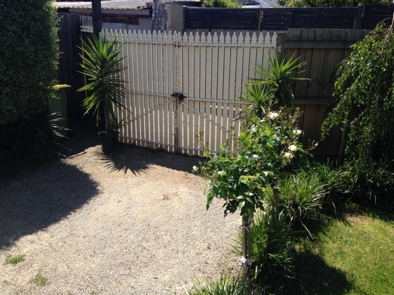 7 Coronation Street, Kingsville VIC 3012