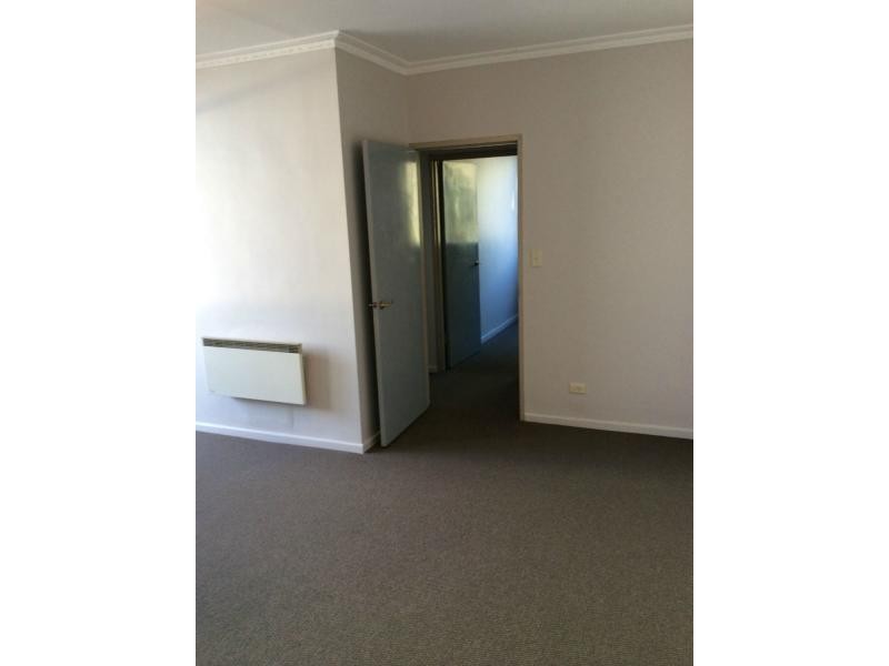 8/49 Hotham Street, Seddon VIC 3011