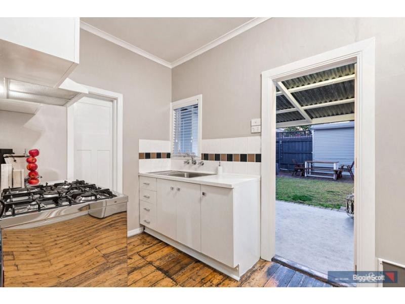 50 Williamstown Road, Kingsville VIC 3012