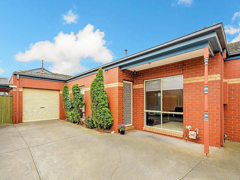 2/49 Charlotte Street, Newport VIC 3015