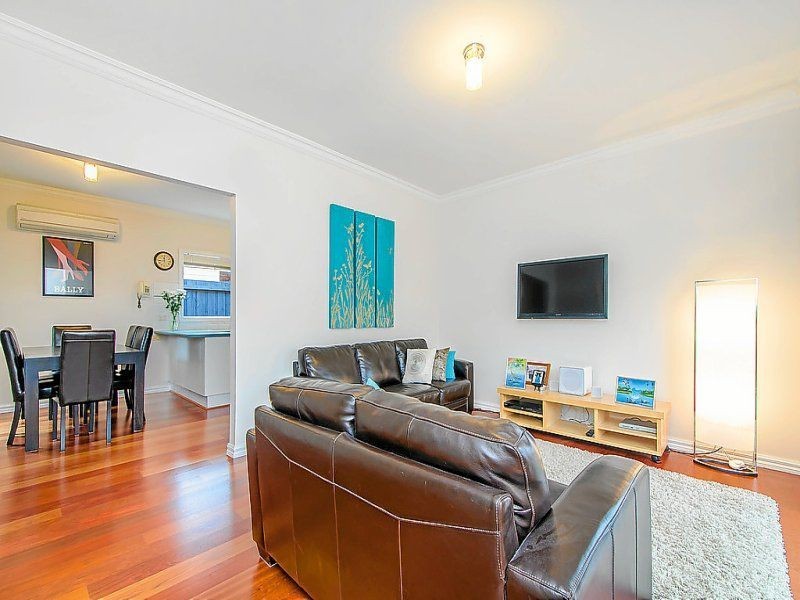 2/49 Charlotte Street, Newport VIC 3015