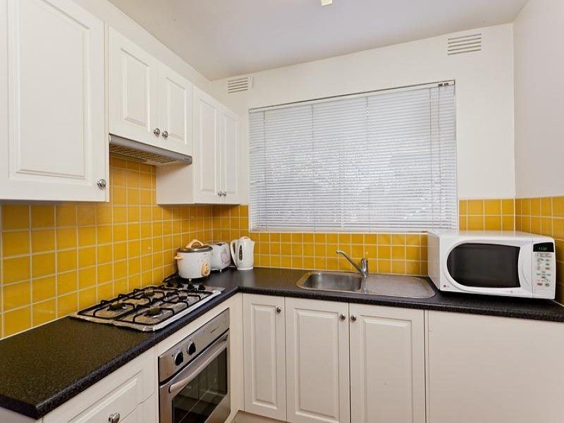 4/75 Kingsville Street, Kingsville VIC 3012