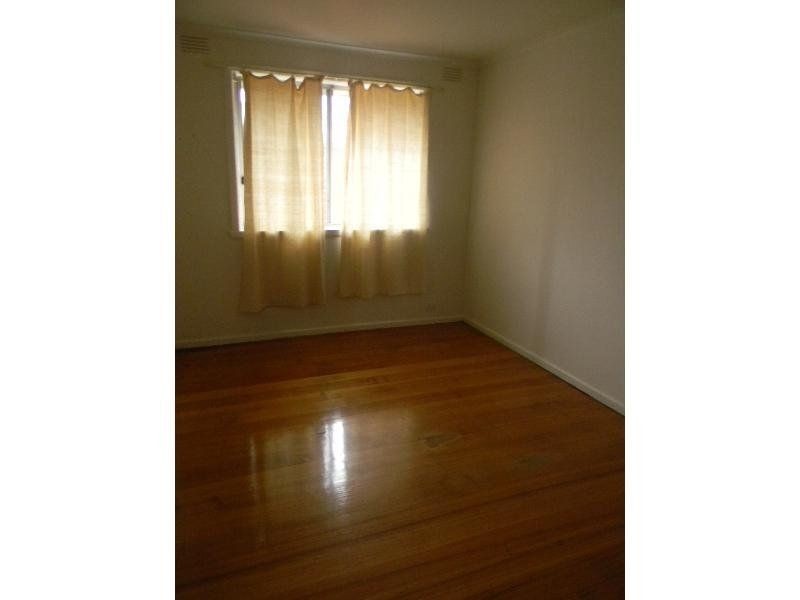 6/217 Buckley Street, Seddon VIC 3011