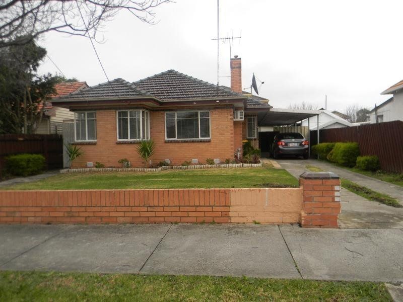 15 Wallace Street, Maidstone VIC 3012