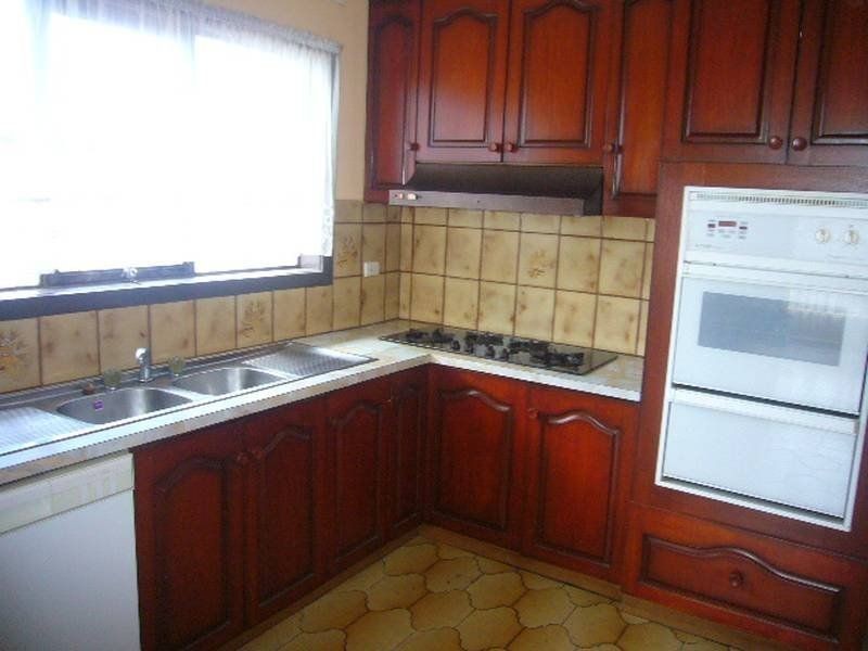 65 Charles Street, Seddon VIC 3011