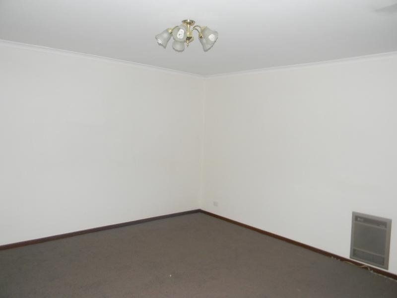 2/9 Carmichael Street, West Footscray VIC 3012