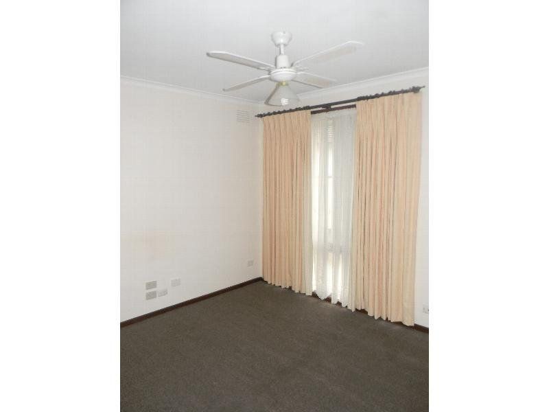 2/9 Carmichael Street, West Footscray VIC 3012