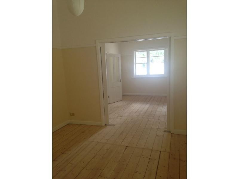 82 Commercial Road, Footscray VIC 3011