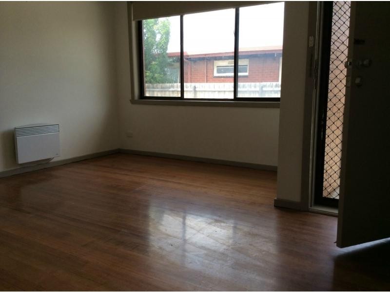 3/2B Saltley Street, Spotswood VIC 3015