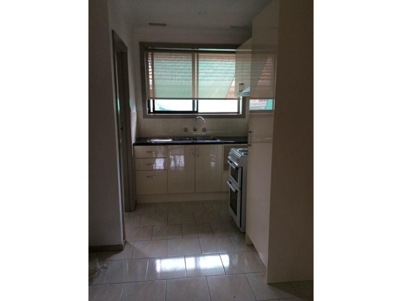 3/2B Saltley Street, Spotswood VIC 3015