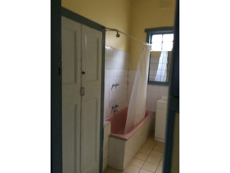 202 Somerville Road, Kingsville VIC 3012