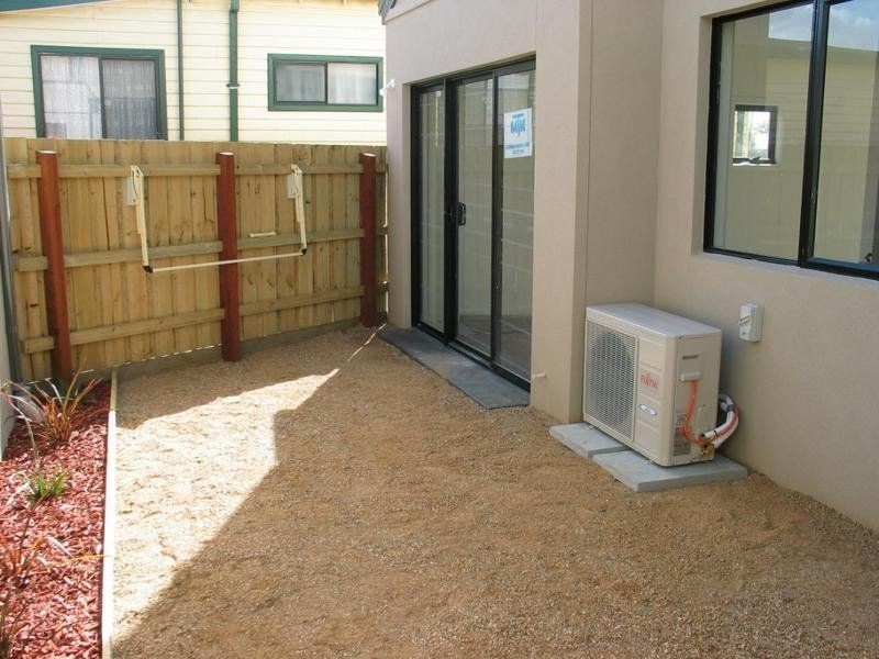 1/22 Stephenson Street, Spotswood VIC 3015