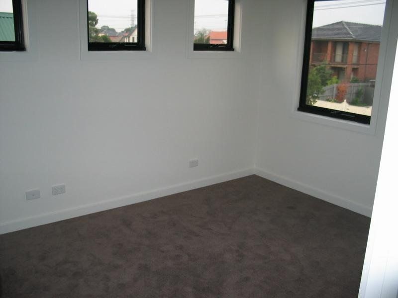 1/22 Stephenson Street, Spotswood VIC 3015