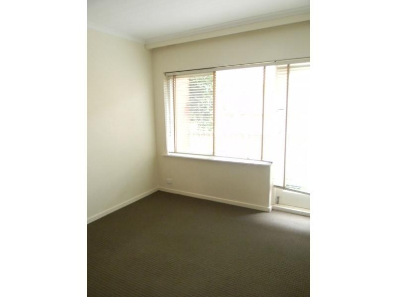 8/17 Kingsville Street, Kingsville VIC 3012