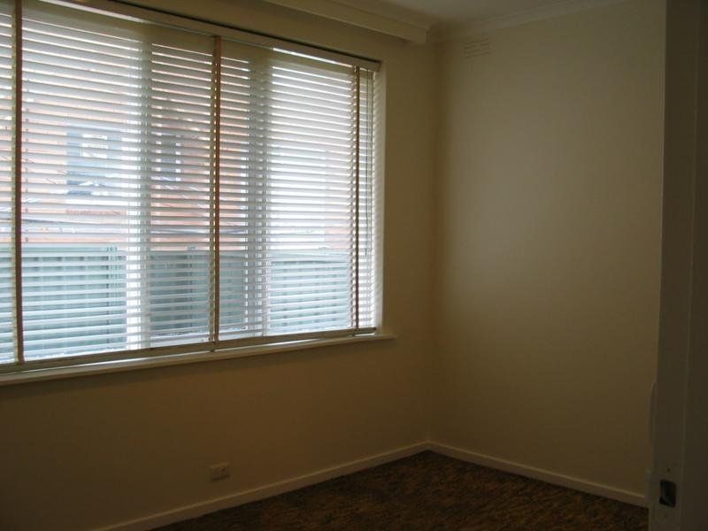 8/17 Kingsville Street, Kingsville VIC 3012