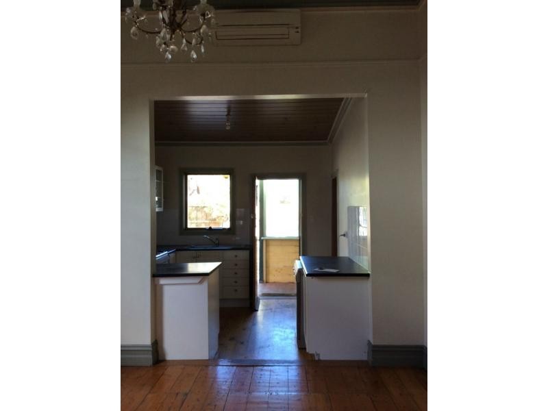 31 Browning Street, Seddon VIC 3011