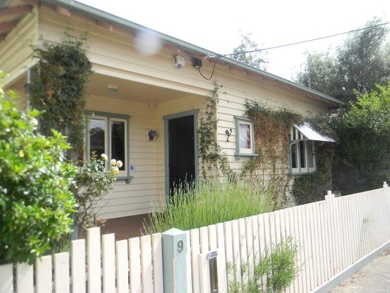 9 Dove Street, West Footscray VIC 3012