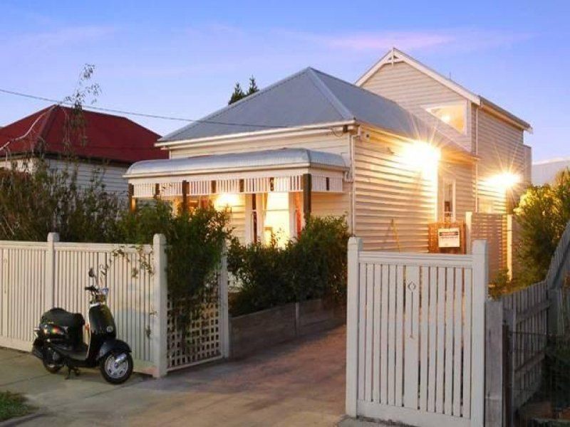 1/11 Edgar Street, Kingsville VIC 3012