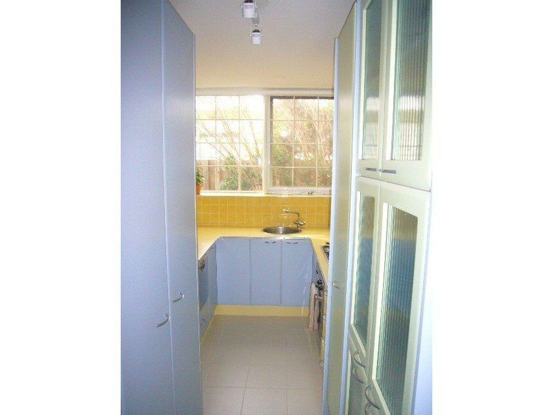 2/69 Hamilton Street, Yarraville VIC 3013