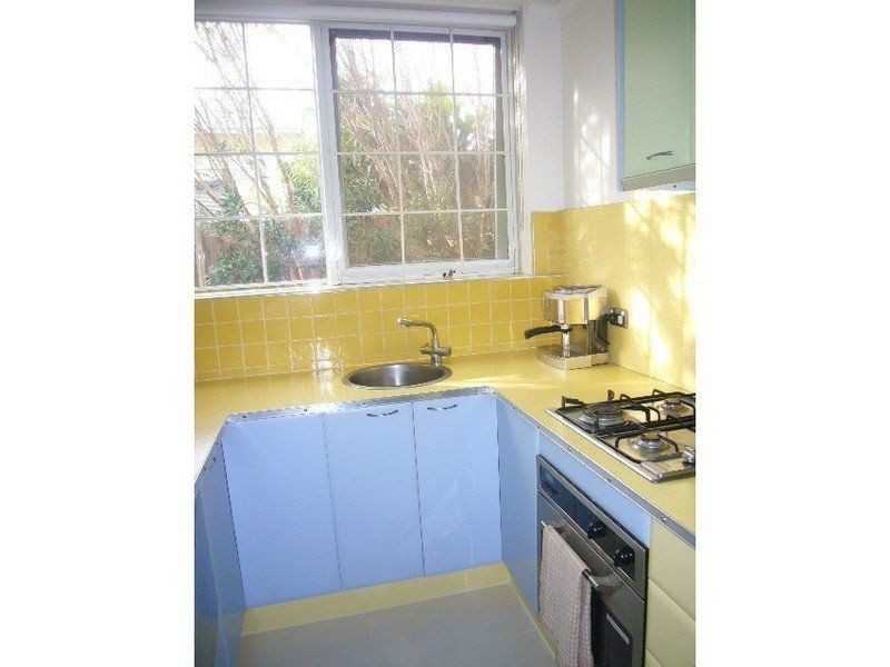 2/69 Hamilton Street, Yarraville VIC 3013