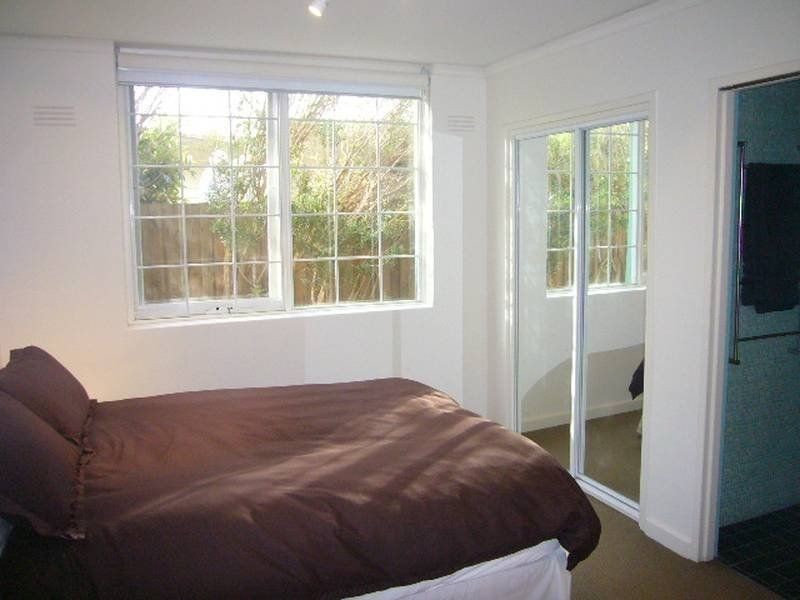 2/69 Hamilton Street, Yarraville VIC 3013