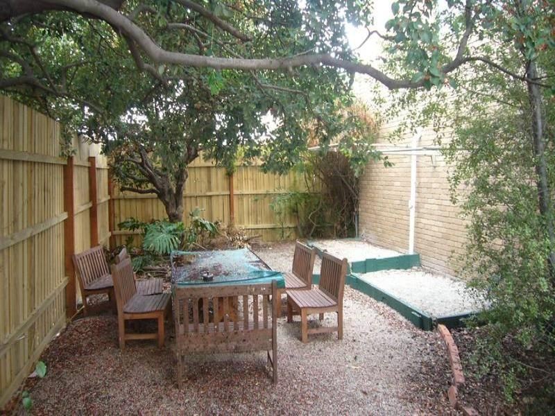 2/69 Hamilton Street, Yarraville VIC 3013