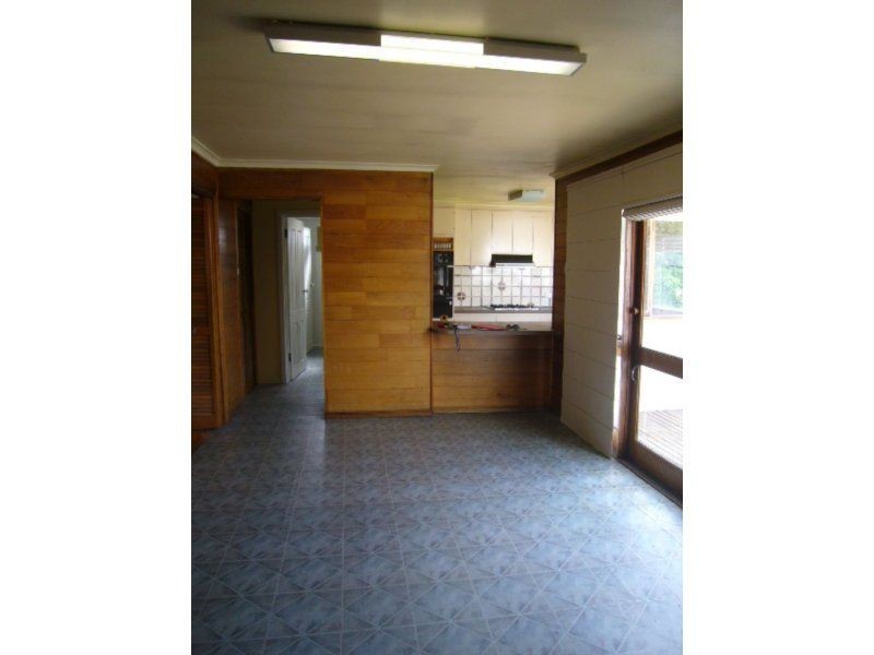 6 Dunedin Street, Maidstone VIC 3012