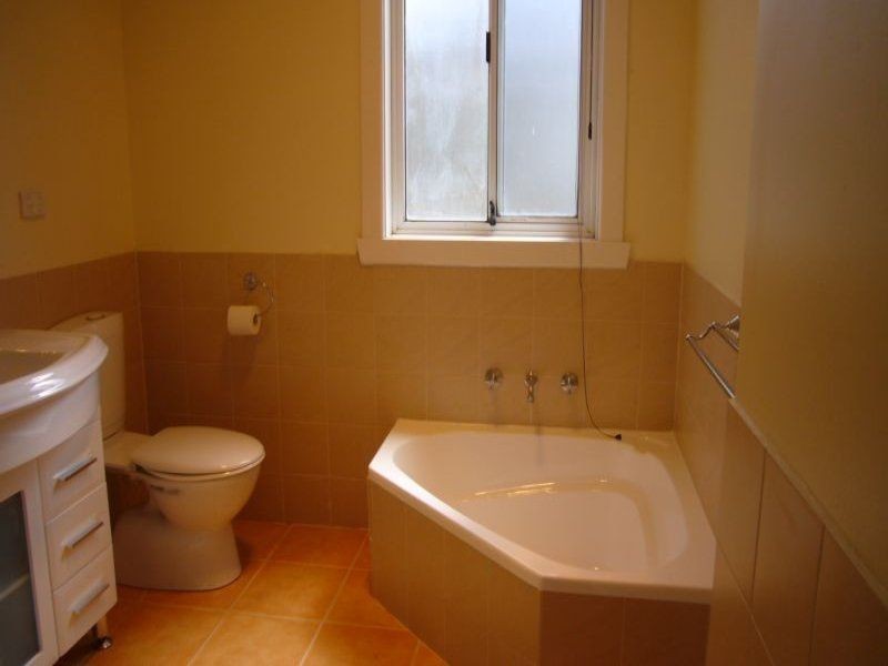 6 Dunedin Street, Maidstone VIC 3012