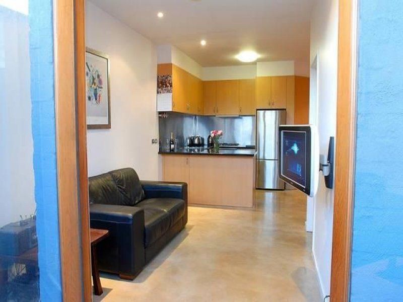 16B Gordon Parade, Yarraville VIC 3013