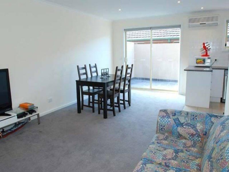 4/102 Cross Street, West Footscray VIC 3012