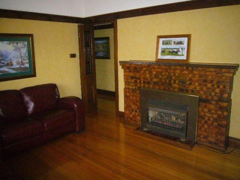 33 Newcastle Street, Yarraville VIC 3013