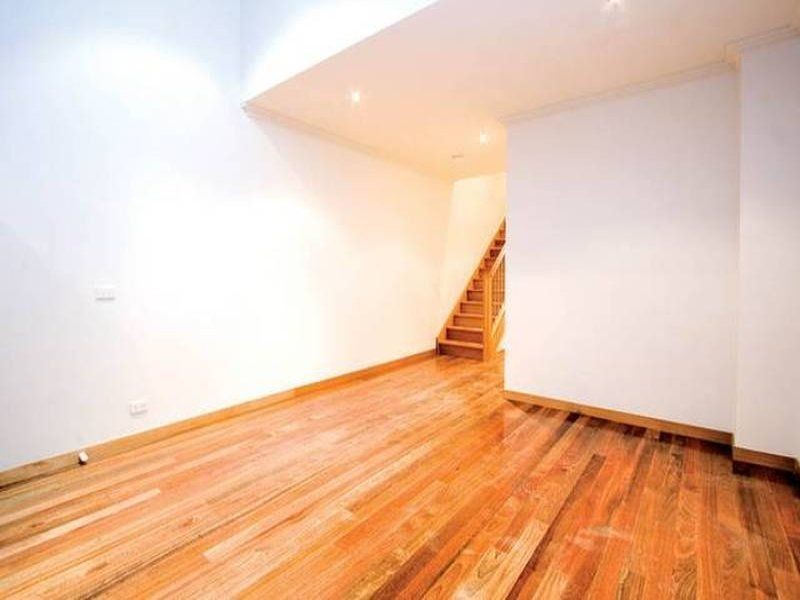 2/136 Stephen Street, Yarraville VIC 3013