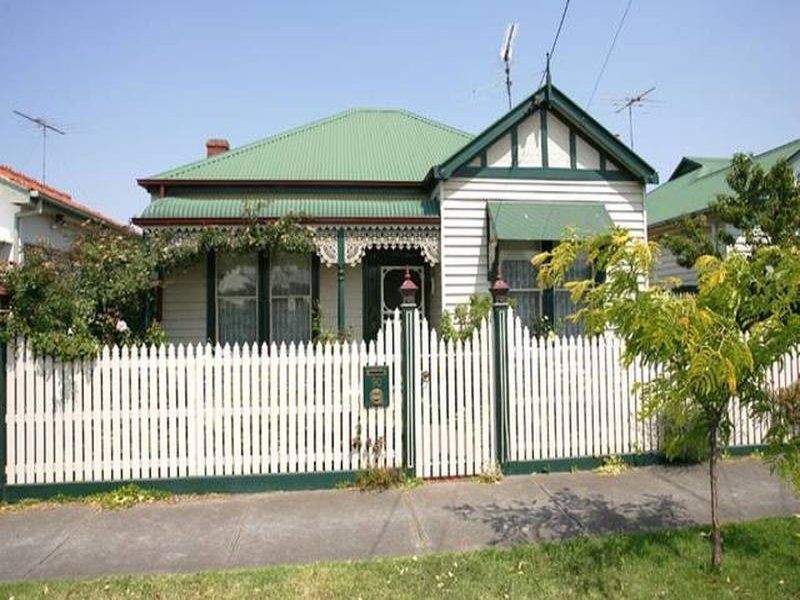 90 Queensville Street, Kingsville VIC 3012