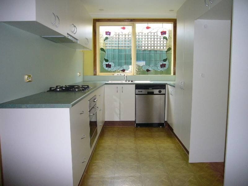 90 Queensville Street, Kingsville VIC 3012