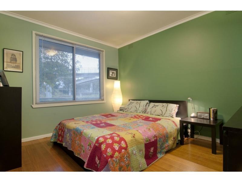 1/217 Buckley Street, Seddon VIC 3011