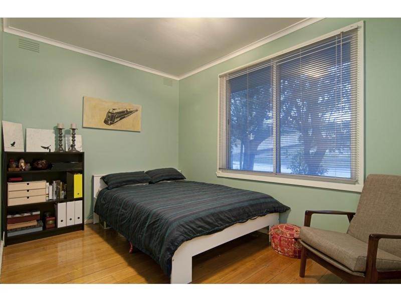 1/217 Buckley Street, Seddon VIC 3011