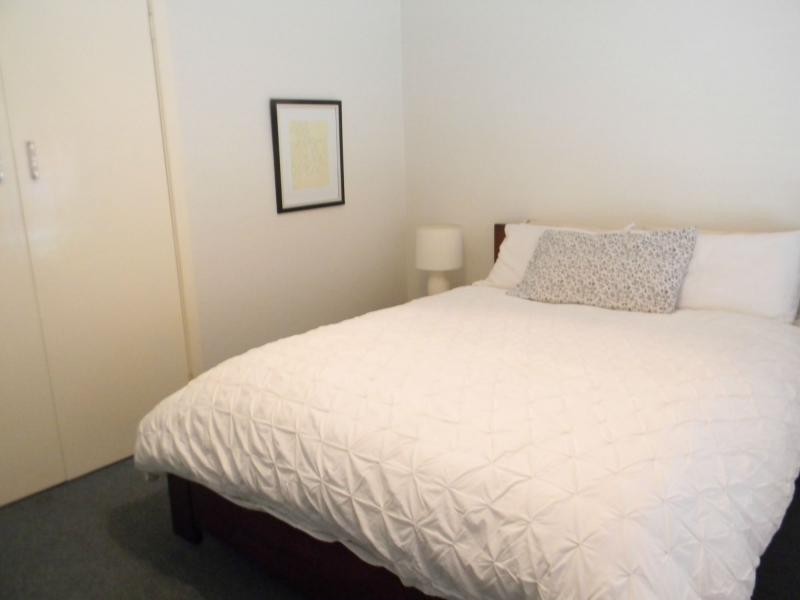 Unit 2/28 Ormond Road, West Footscray VIC 3012