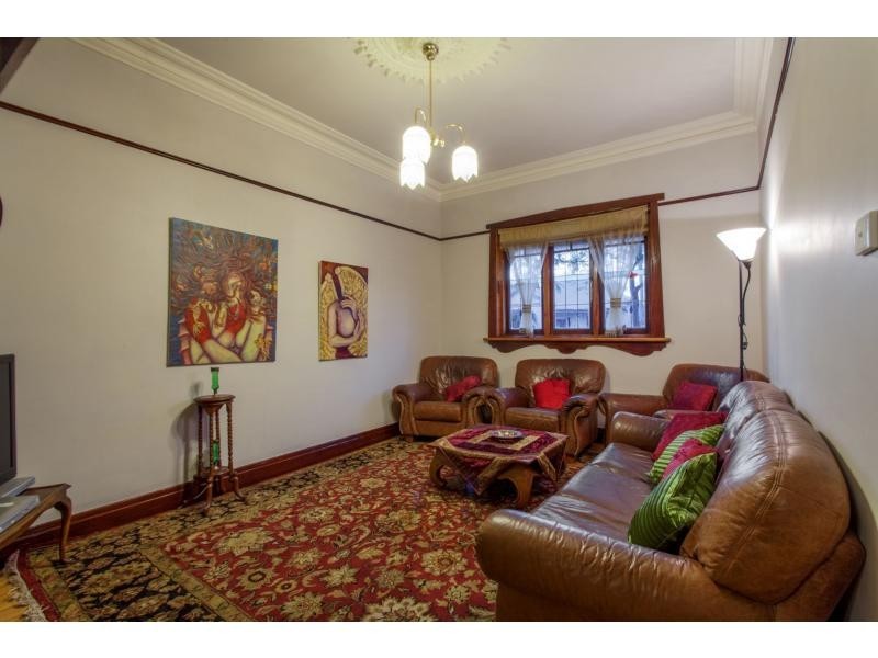 81 Empress Avenue, Kingsville VIC 3012