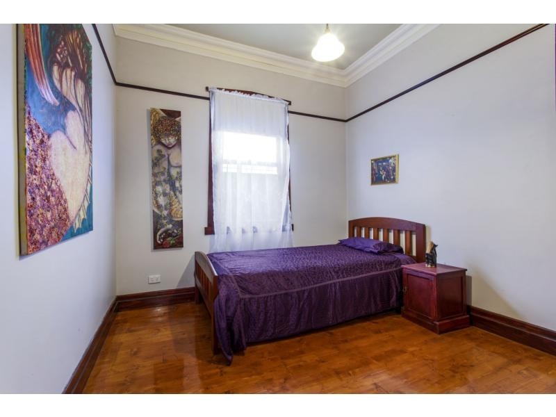 81 Empress Avenue, Kingsville VIC 3012