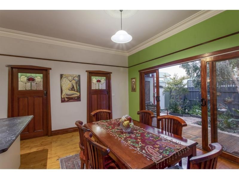 81 Empress Avenue, Kingsville VIC 3012