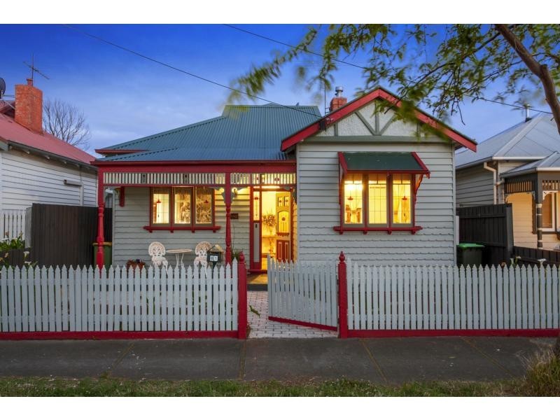 81 Empress Avenue, Kingsville VIC 3012