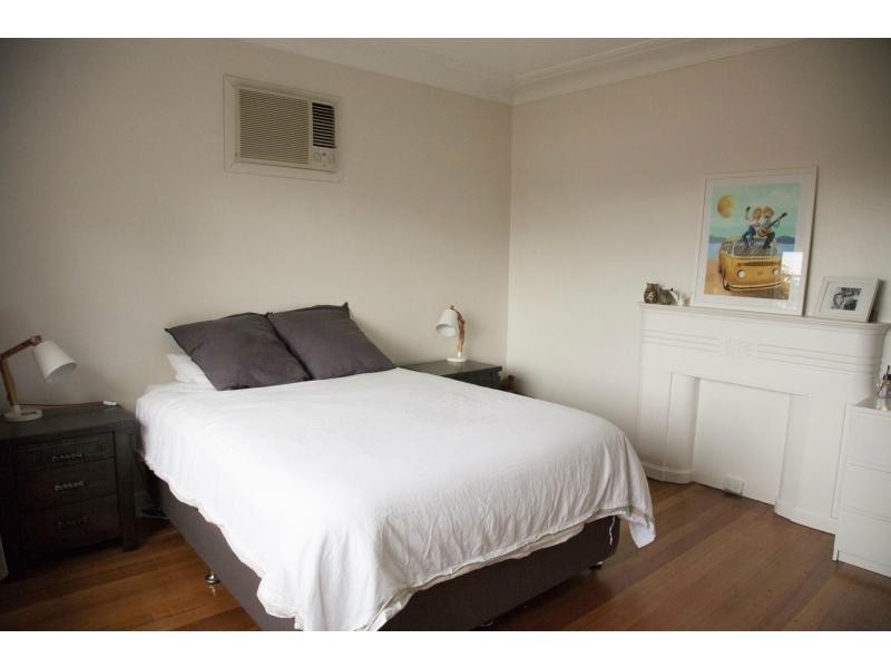 55 Blackshaws Road, Newport VIC 3015